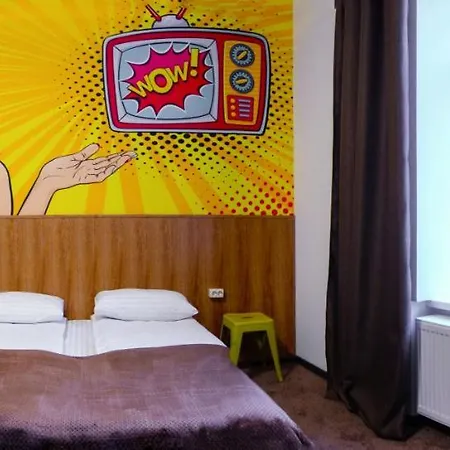 Hostel Pop Art Λβιβ
